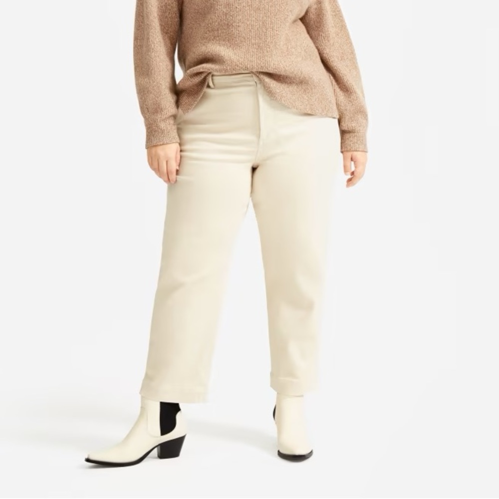 Everlane Straight Leg Crop (Tall) in Sandstone, Size 12